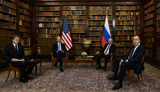 Putin y Biden celebran cumbre "positiva" y externan desánimo por una nueva "Guerra Fría"