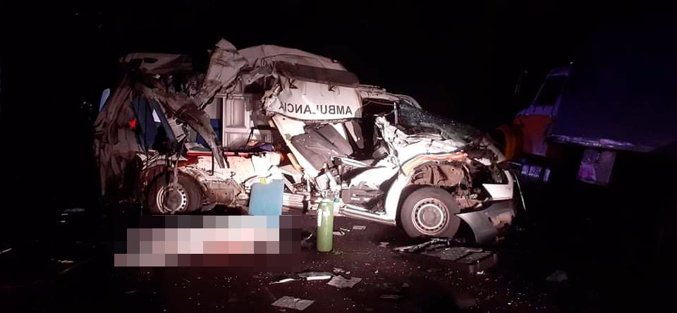 Una doctora, una enfermera y un paciente con covid-19 muertos en accidente en Moncagua