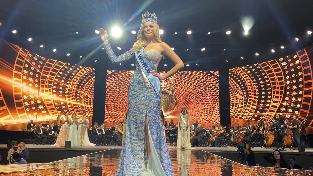 Polonia se lleva la corona de Miss Mundo 2021